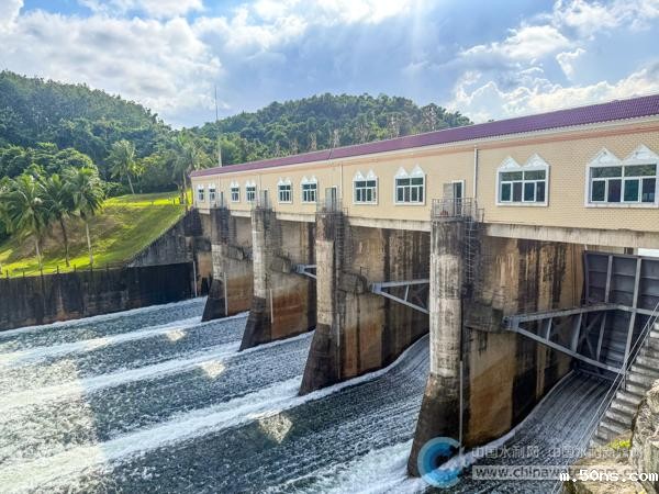 30acfb6ced934bbf85e49f396f176b3e_B_BASIC